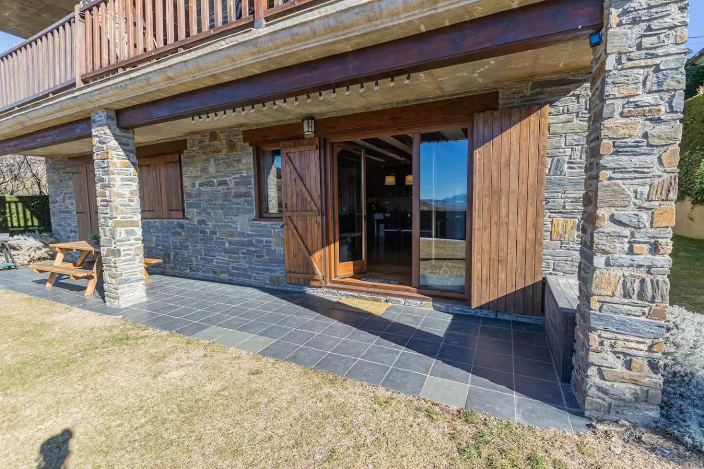 Apartament Les Costes Del Cadi Estavar Екстер'єр фото